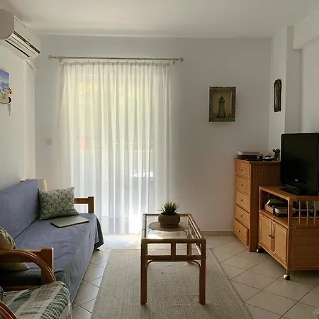 Homely 2-bedroom Close To The Appartamento *