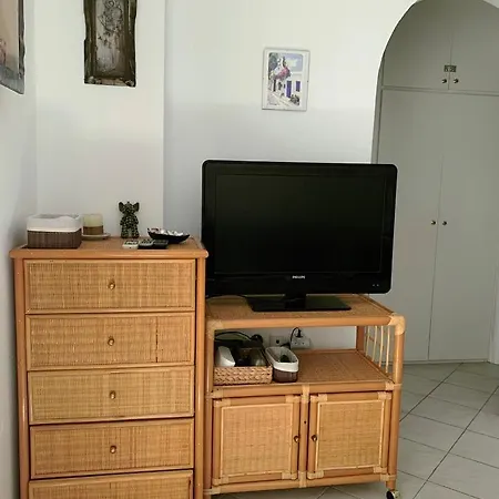 Appartement Homely 2-bedroom Close To The *