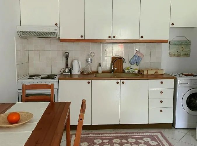 Homely 2-bedroom Close To The Apartmán Pefkochori