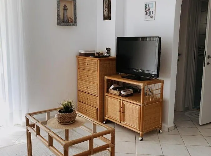 Homely 2-bedroom Close To The Apartmán *