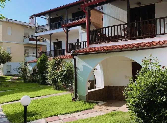 Homely 2-bedroom Close To The Apartament *